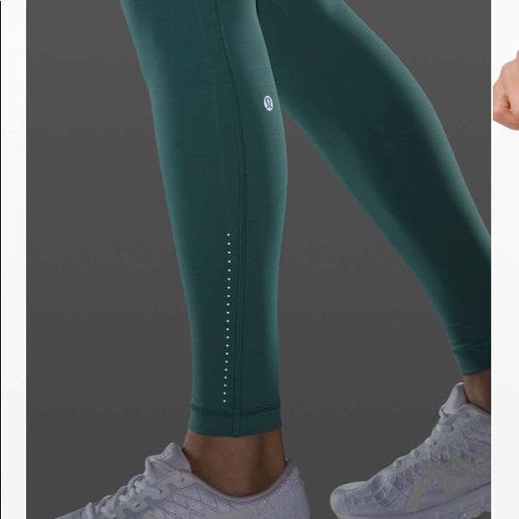 Lululemon Swift Speed 28” - Picture 3 of 8